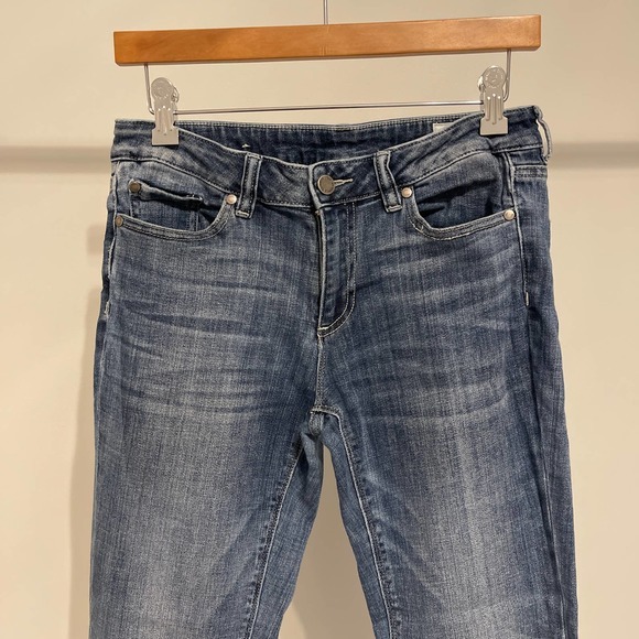 Two by Vince Camuto Straight Leg Blue Jeans Size 27/4 Pre-owned - Picture 2 of 9